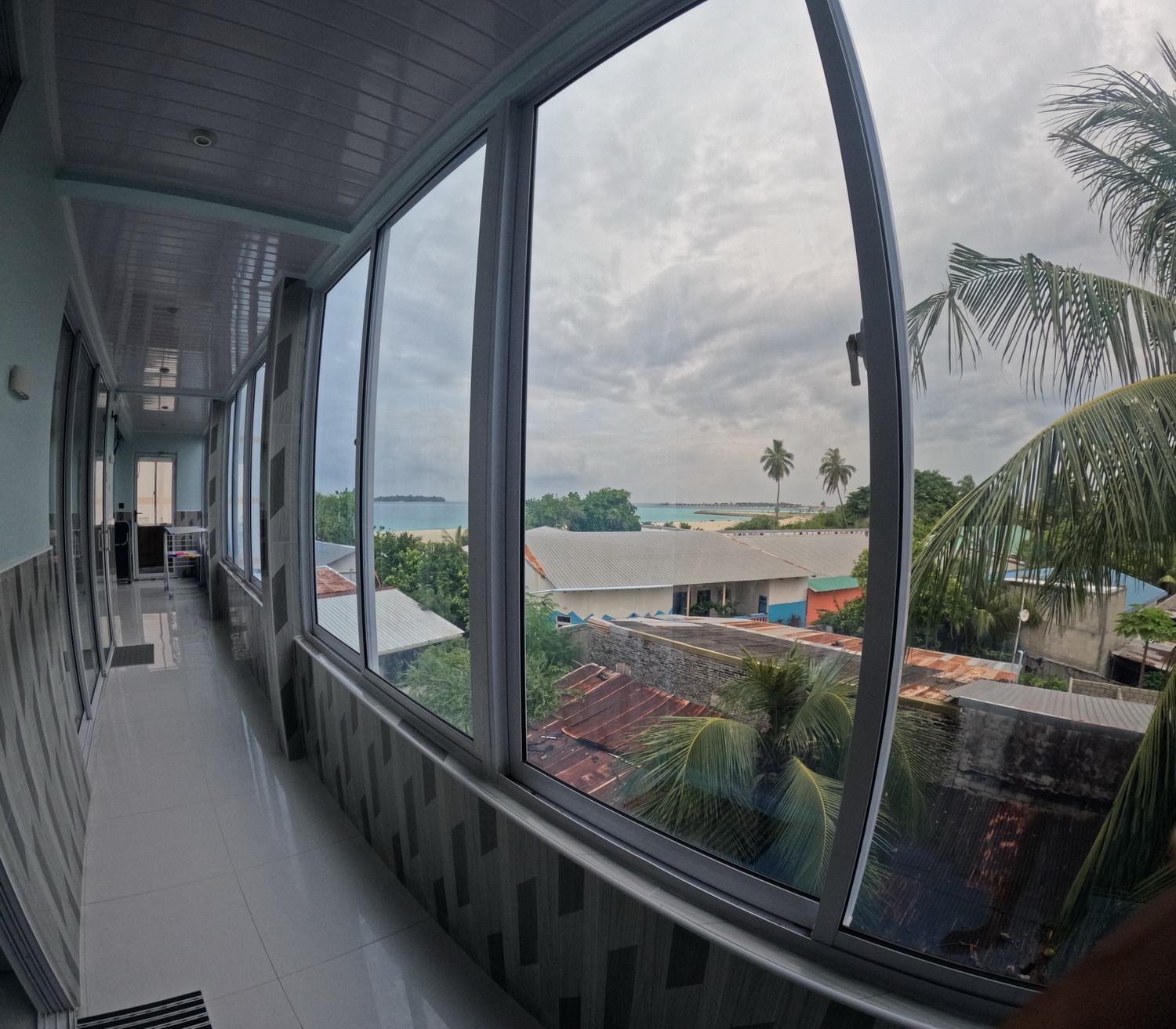 Wind Breeze Sunset View Гостьовий будинок Ґурайдгу