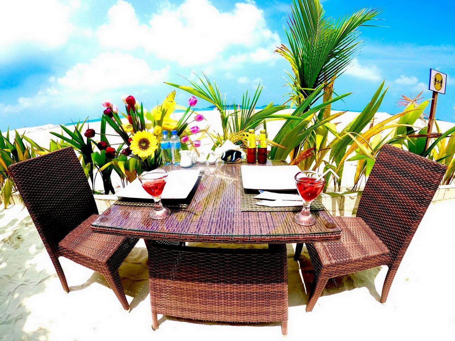 Wind Breeze Sunset View Гостьовий будинок Ґурайдгу